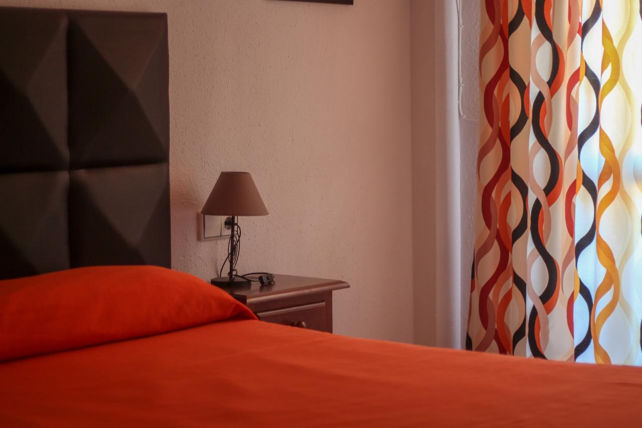 Hostal Esperanza Benajarafe Ngoại thất bức ảnh