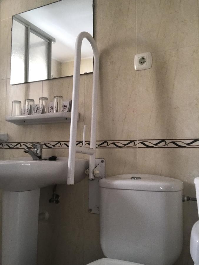 Hostal Esperanza Benajarafe Ngoại thất bức ảnh
