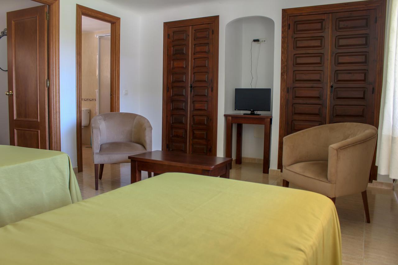 Hostal Esperanza Benajarafe Ngoại thất bức ảnh